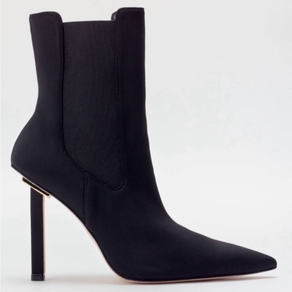 Good American Womens Boots Size 10 Ankle Black Neoprene Sock Booties New in box. - Picture 1 of 2